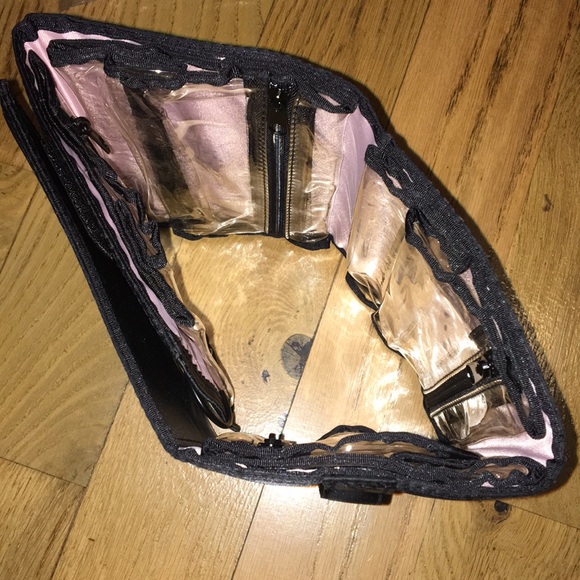 Mary Kay Travel Roll Up Bag - Picture 6 of 10